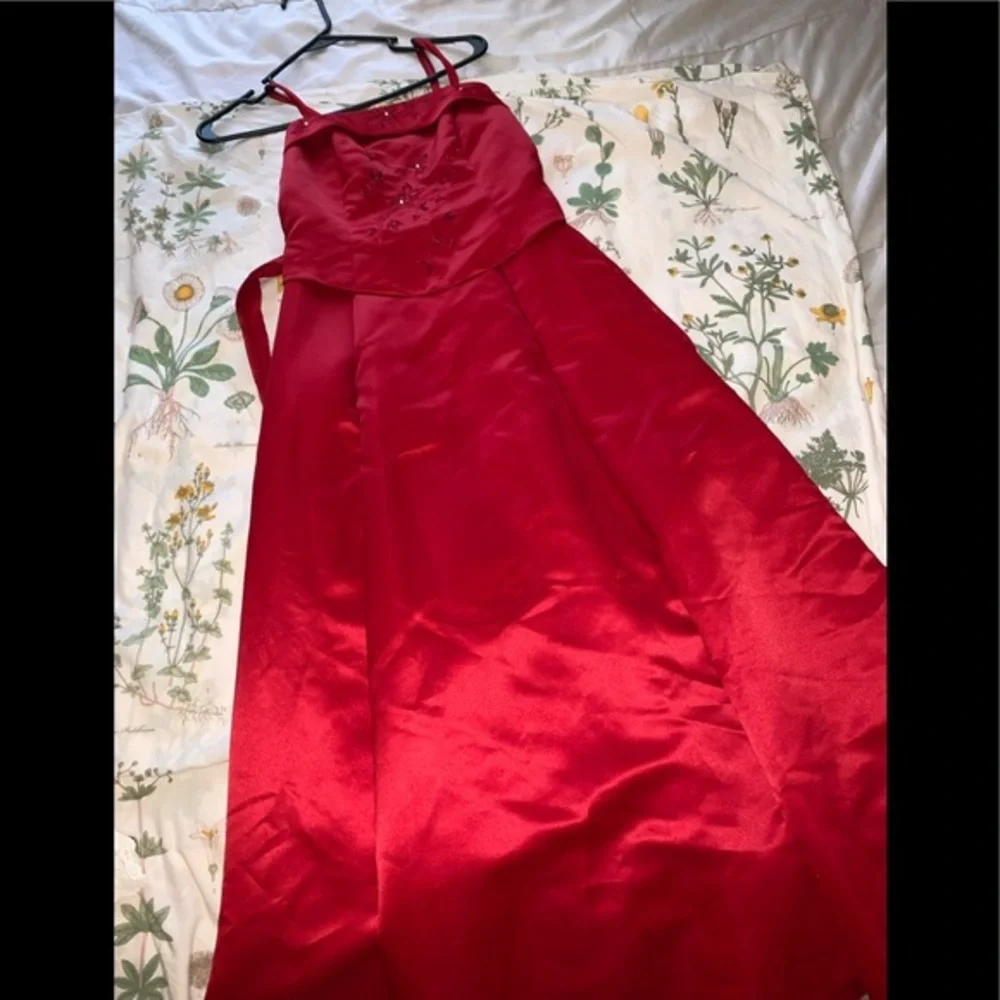Joykids red dress